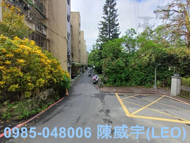 台北信義區拍賣大樓-6