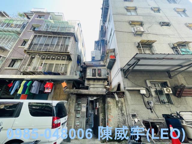 台北萬華法拍公寓-0