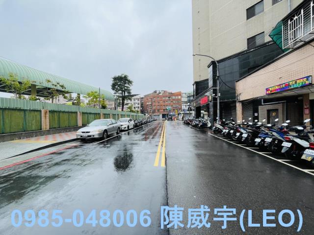三重法拍華廈-5