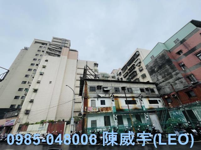 三重法拍華廈-2