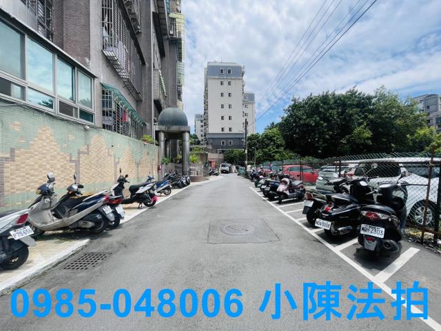 五股法拍大樓-6